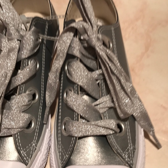 NWT CONVERSE shiny silver sneaker tennis shoes 6.5 - Picture 11 of 16